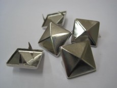 ZAKOVICE 13x13mm